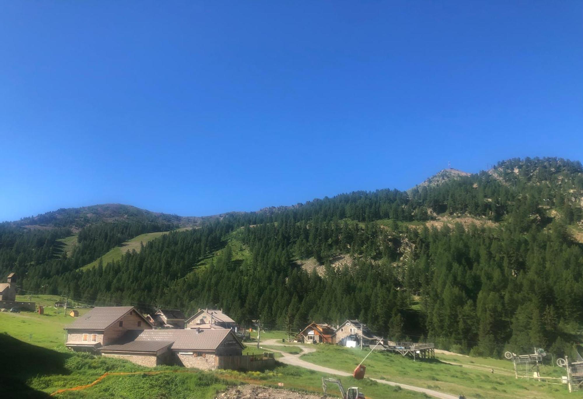 Appartamento Chaleureux 3 pièces 50m² plein sud avec grande terrasse au pied des pistes à Isola 2000 Esterno foto